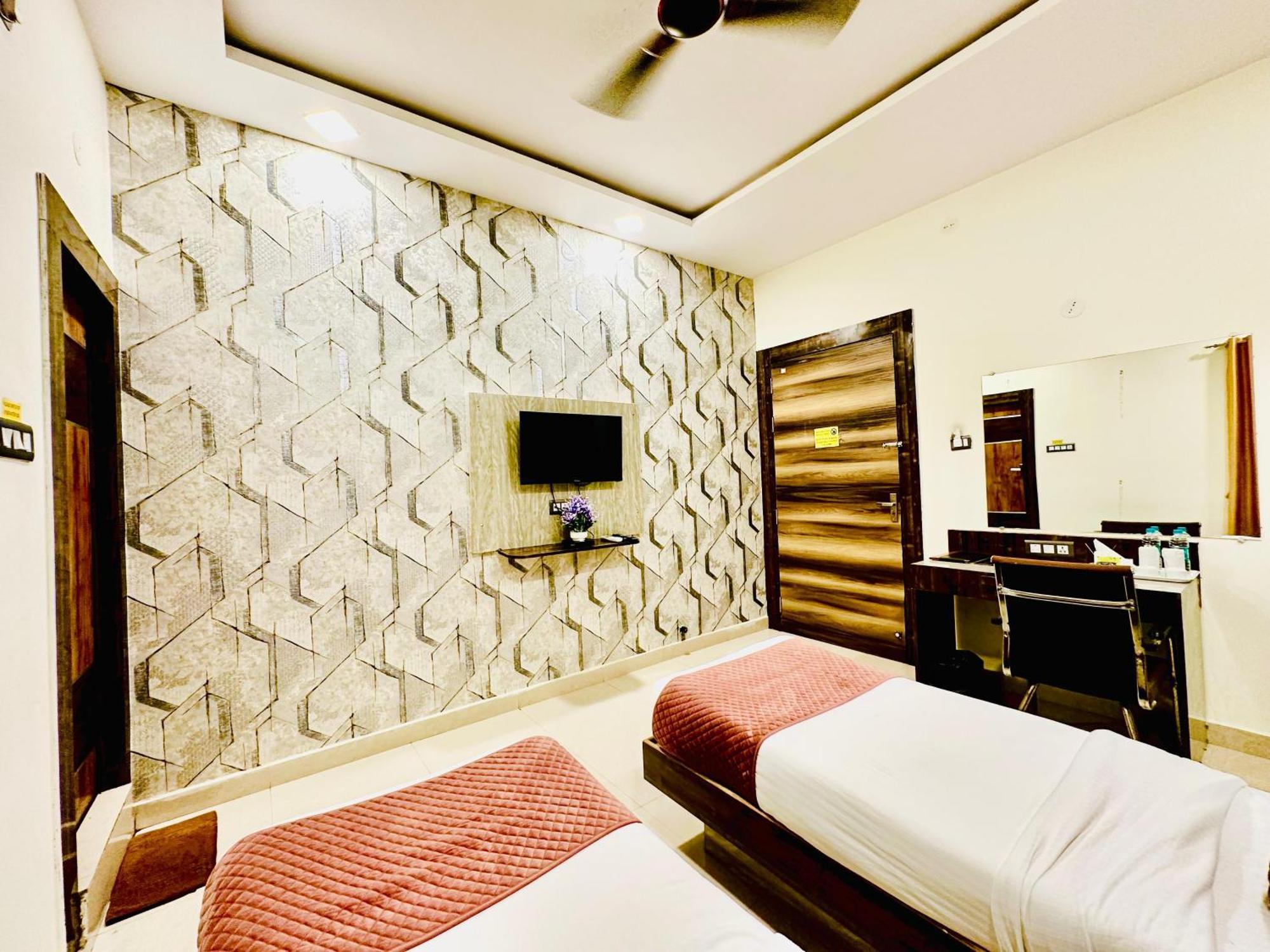 Hotel Sky International- Airport Zone Hyderabad شمس أباد المظهر الخارجي الصورة