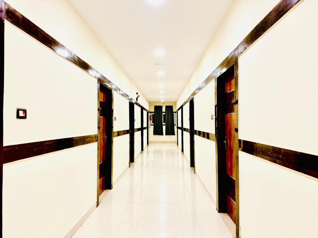 Hotel Sky International- Airport Zone Hyderabad شمس أباد المظهر الخارجي الصورة
